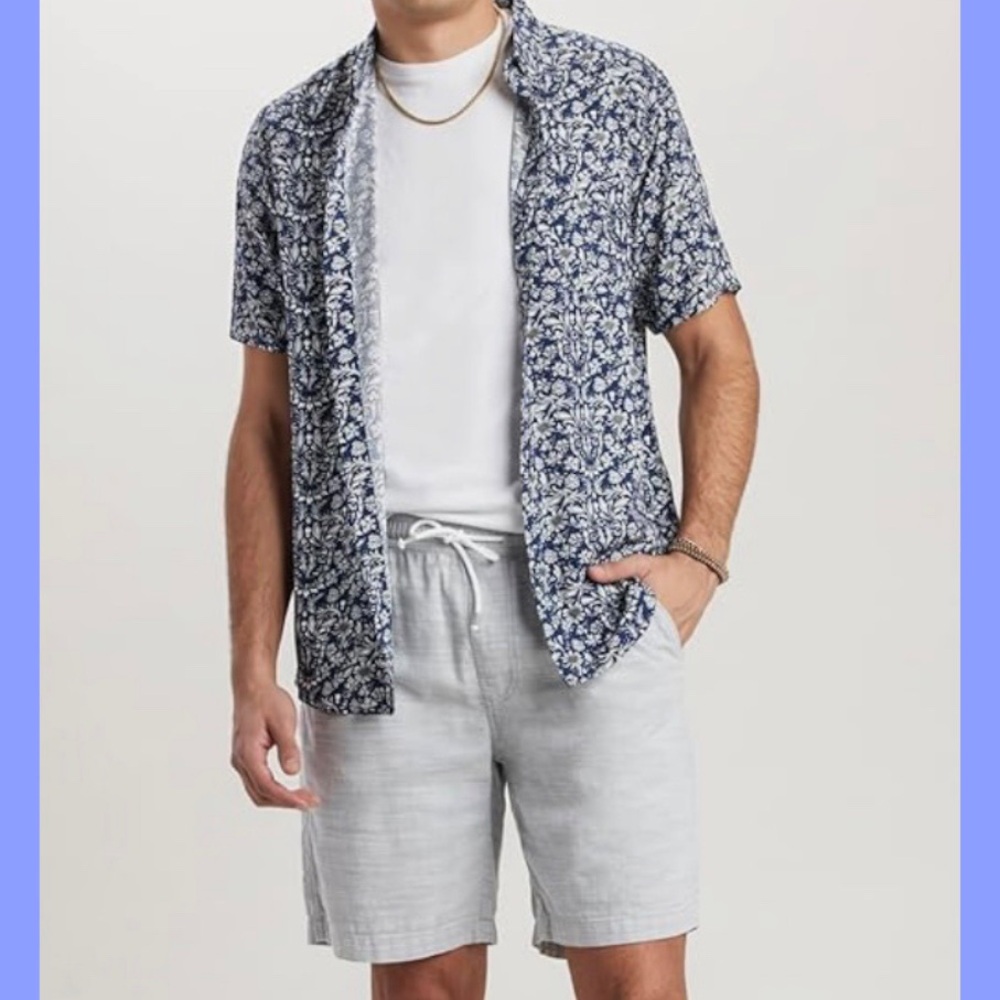 New! Men’s UnionBay Rayon Button Up Shirt!